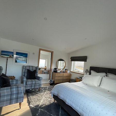 ポートリー Taigh Scalpaigh Bed & Breakfast エクステリア 写真