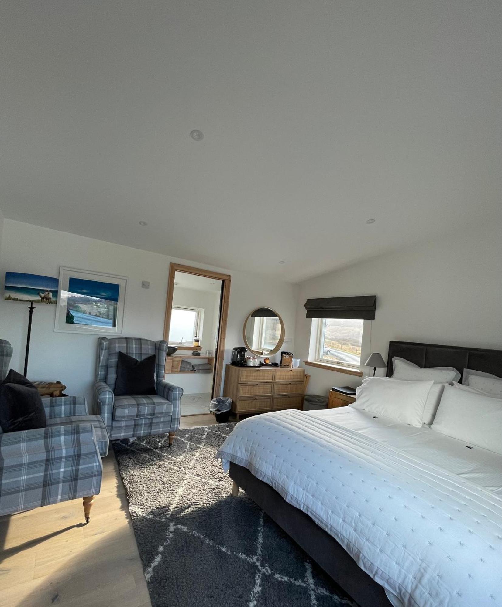 ポートリー Taigh Scalpaigh Bed & Breakfast エクステリア 写真